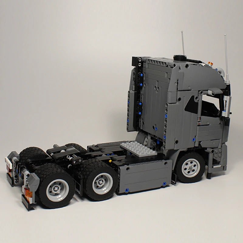 MOC - Volvo FH 6X4; Construa o caminhão do ANO! - Dr34mGH